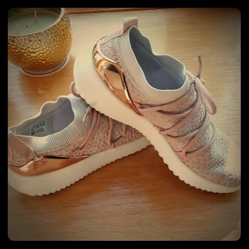 Adidas Ultimamotion Sneaker, Rose Gold, 8.5